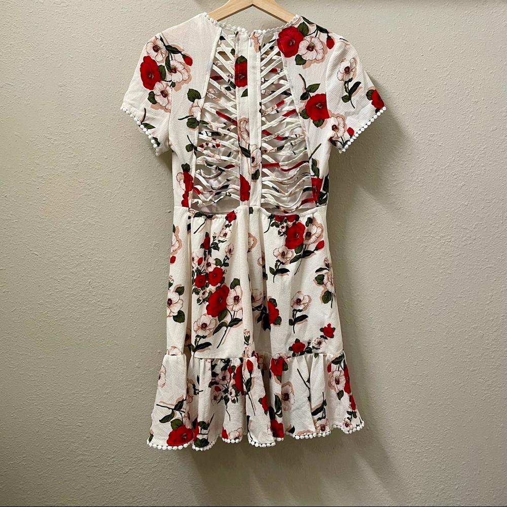 NWOT cutout back floral dress